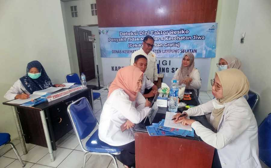 Tensi hingga Gula Darah, Skrining Kesehatan Perkuat Deteksi Dini Penyakit Tidak Menular di Kalangan ASN Lampung Selatan IMG-20260902-WA0018.jpg