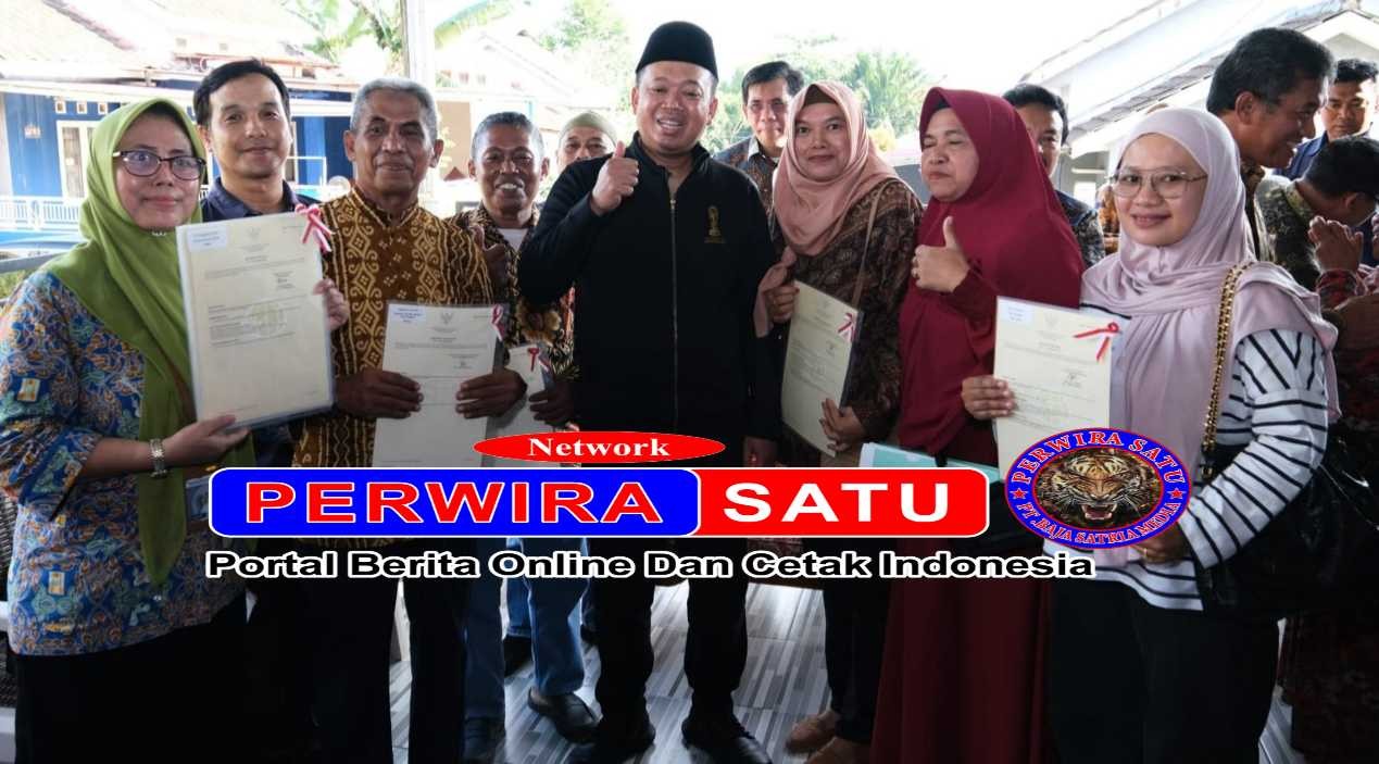 $rows[judul]