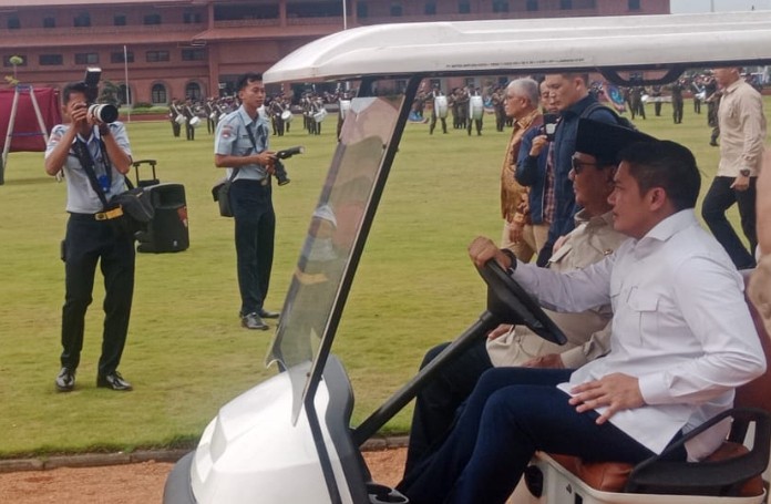 Momen Presiden Prabowo Tinjau Lab Aeronautika dan Resmikan SMA Taruna Nusantara Kampus Malang