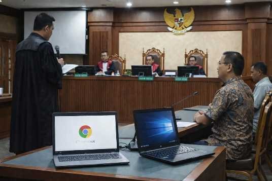 Sidang Chromebook dan Uji Logika Penuntutan