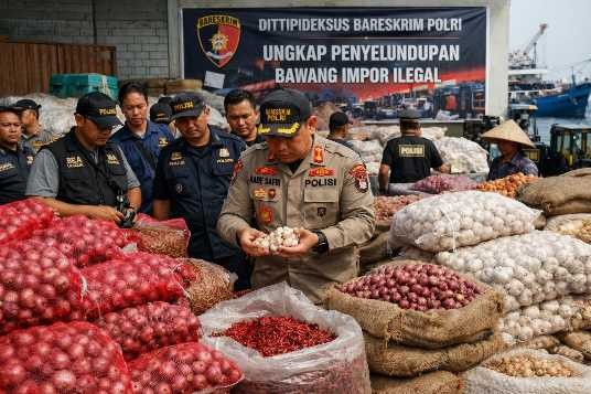 Bawang Ilegal Menguji Lemahnya Pengawasan Perdagangan