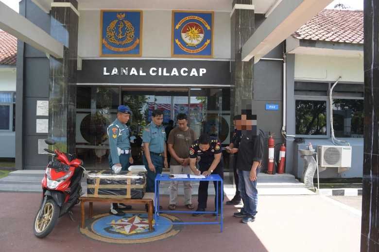 TNI AL Gagalkan Penyelundupan Benih Bening Lobster Ilegal Senilai RP 2,5 Miliar