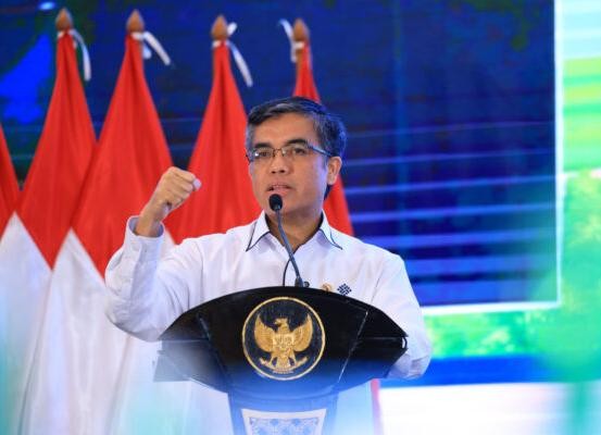 Menaker Yassierli Umumkan Diskon Iuran JKK-JKM 50 Persen Bagi Pekerja Mandiri
