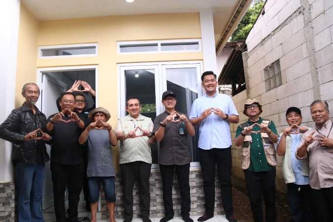 Tingkatkan Kesejahteraan Petani Kopi PT Astra Internasional Serahkan 85 Rumah Manfaat di Garut