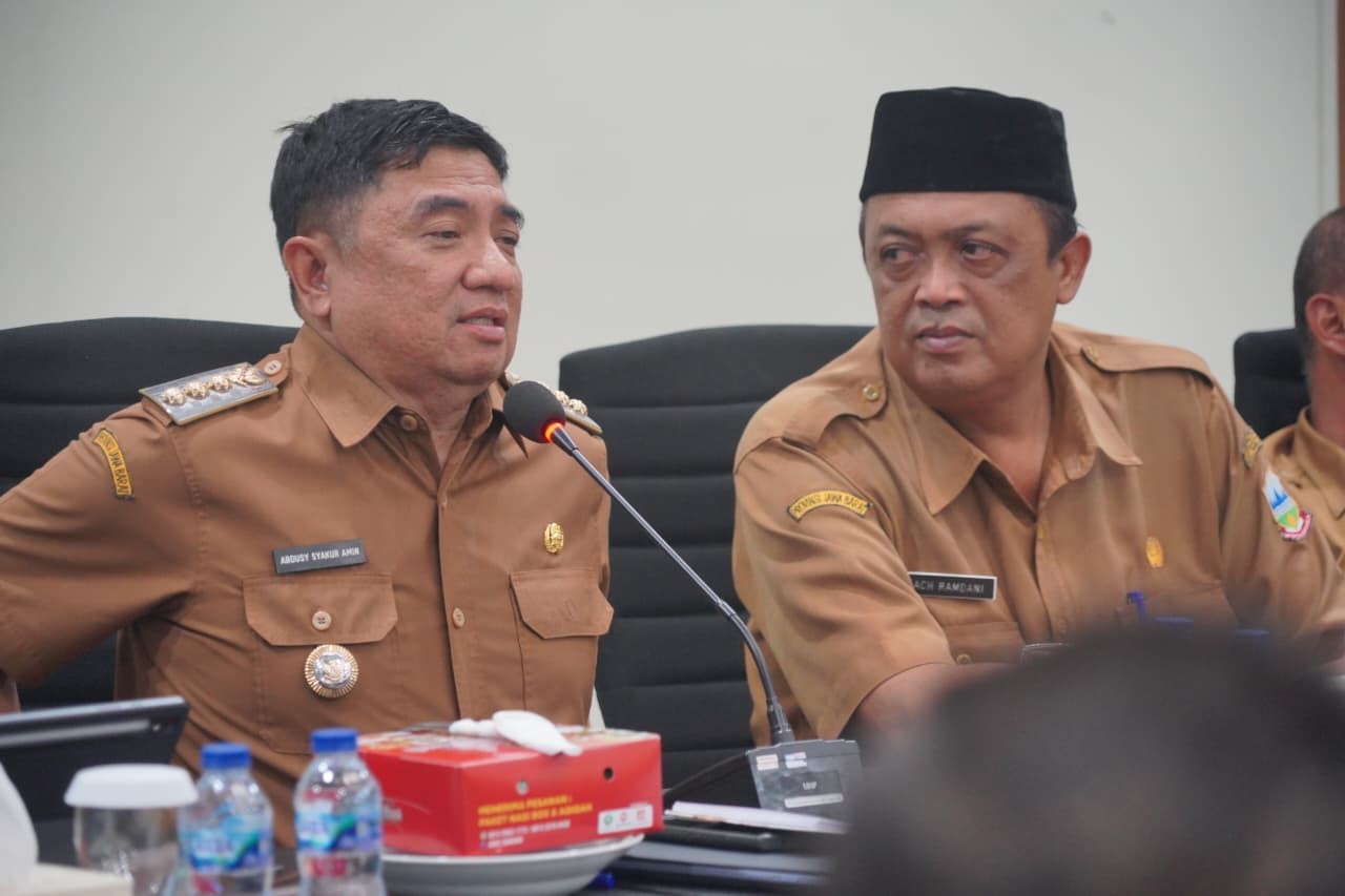 Perkuat Tata Kelola Desa, Bupati Garut Pimpin Rakor Bersama APDESI se-Kabupaten