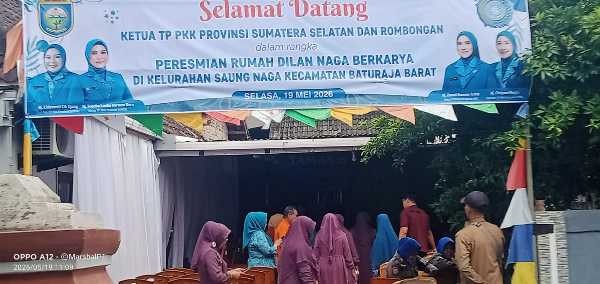 Ketua TP PKK Provinsi Sumsel Resmikan Rumah Dilan Naga Berkarya di Saung Naga