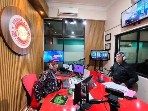 Tingkatkan Transparansi, Disperkim Garut Kupas Tuntas Isu PSU dan Penanganan RTLH melalui Podcast Publik
