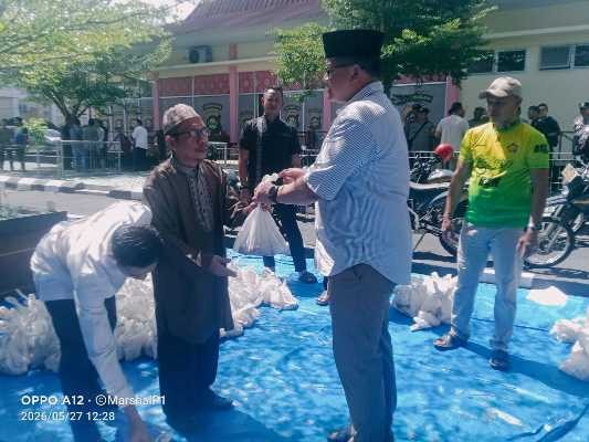 Polres OKU Salurkan 10 Ekor Sapi Kurban, Amanah Kapolda Sumsel Dibagikan hingga Desa Binaan