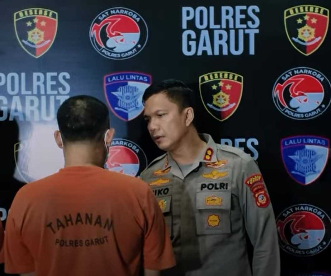 Polisi Amankan Tiga Tersangka Bisnis Gelap Benih Lobster di Garut