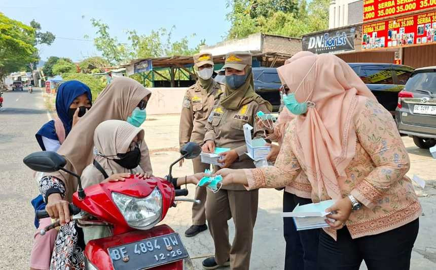 DWP Lampung Selatan Bagikan Masker Gratis, Edukasi Warga Perkuat Perlindungan Dari Abu Vulkanik Anak Krakatau IMG-20260907-WA0022.jpg
