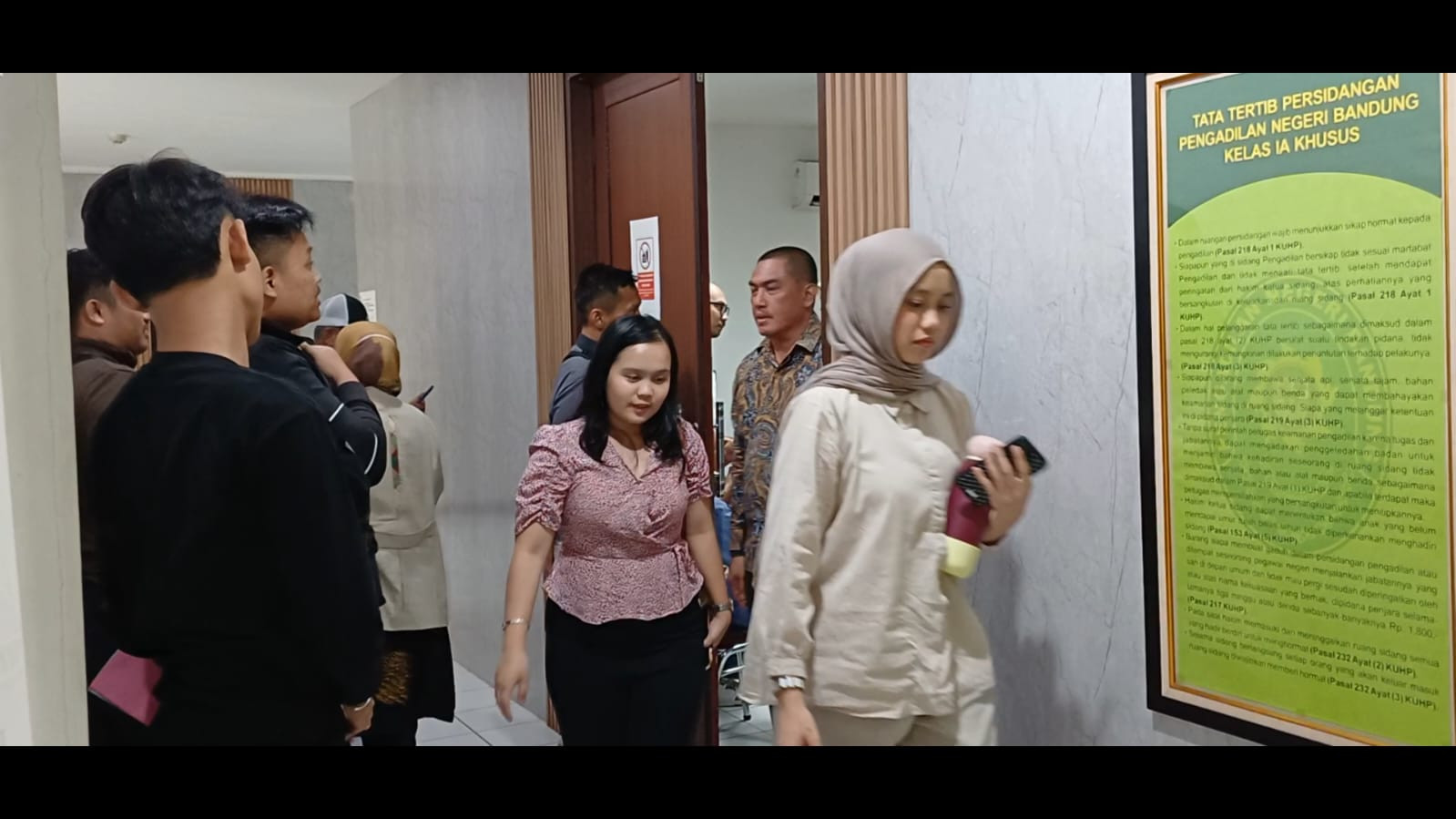 Sama-Sama Terima Uang Pengusaha, Kenapa PPK Dishub Sumedang Bebas Status Tersangka? Hakim: Tanyakan ke Jaksa!