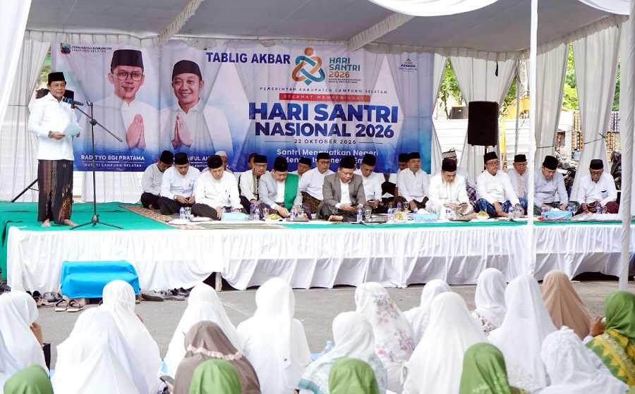 Hari Santri Nasional 2026, Sekda Lampung Selatan Ajak Warga Wujudkan Iman Lewat Aksi Nyata IMG-20261022-WA0117.jpg