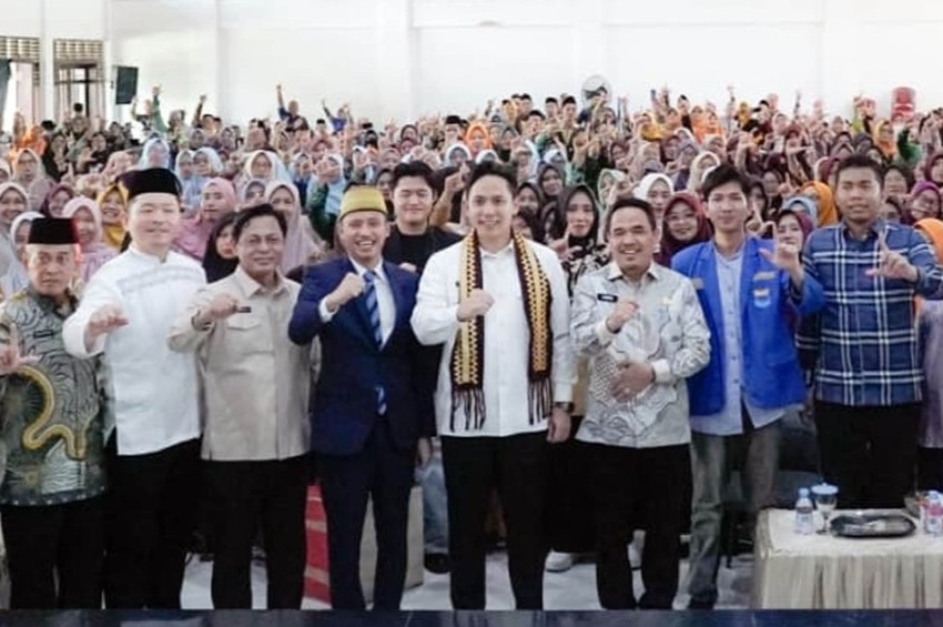 Di Hadapan 1.500 Guru Bupati Egi Ingatkan Adaptasi di Era AI Inspirasi Tak Bisa Digantikan Teknologi