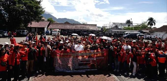 Hari Buruh Internasional Bupati Garut Terima Audiensi dari Para Pekerja