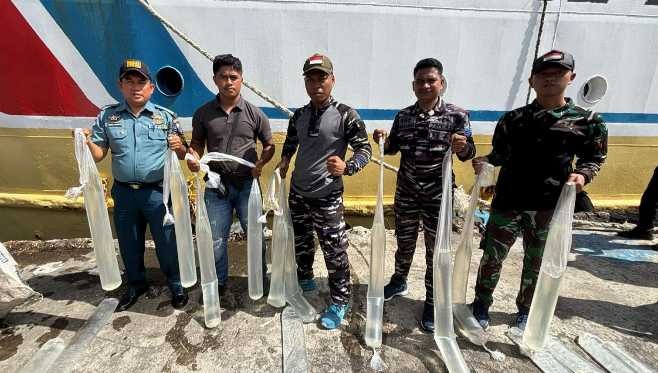 KM Sabuk Nusantara 106 Disatroni Petugas, 620 Liter Miras Tradisional Gagal Beredar
