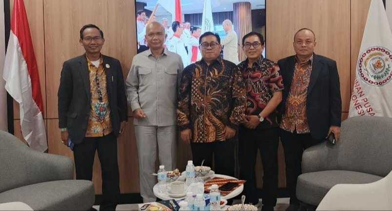 JAM Intel Kejagung dan Ketum SMSI Bahas Penguatan Kontrol Program Pemerintah di Desa