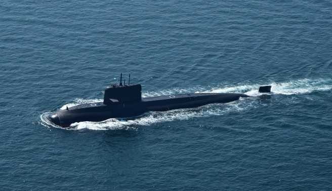 Uji Interoperabilitas Prajurit Jalasena, Kapal Perang dan Kapal Selam Pakistan Navy Gelar Manuver Taktis