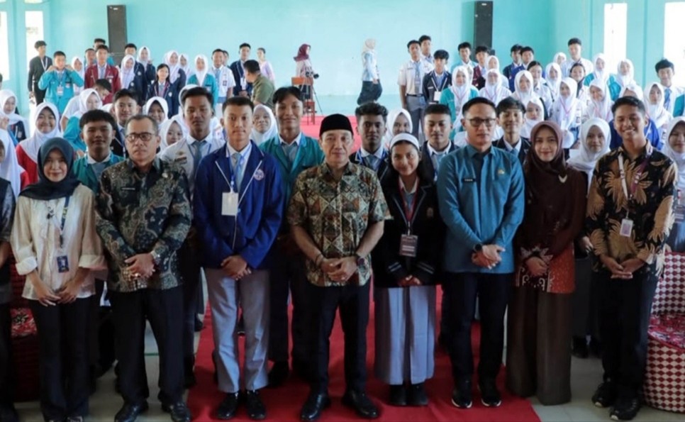 Buka LKPL di Sidomulyo Wabup Syaiful Anwar Minta Pelajar Jadi Motor Penggerak Lampung Selatan